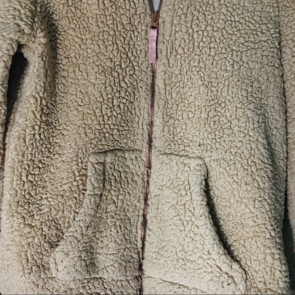 Cat & Jack Zip-Up w/Hoodie Faux Fur Teddy Bear Jacket w/ Ears - Picture 5 of 6